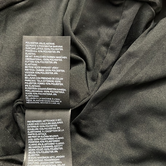 🆕H&M Black Ruched Dress - Size: S - Picture 7 of 7